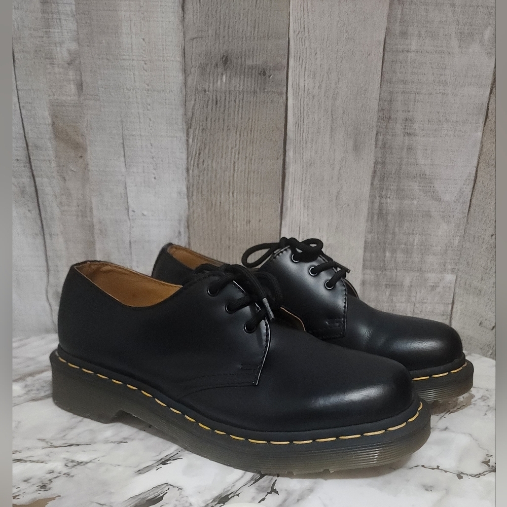 🌷NWOT Dr. Martens 1461 SMOOTH LEATHER OXFORD SHOES🌷